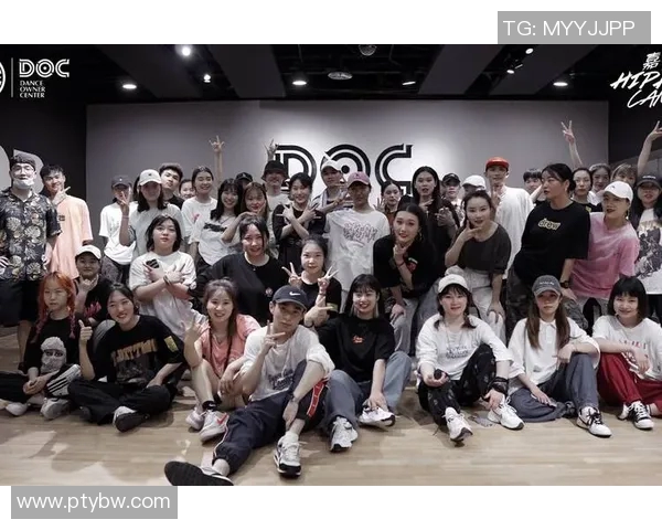 科学街舞灵活性训练方法探索提升舞者表现的有效策略与技巧MBA